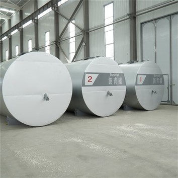 Asphalt Holding Tank